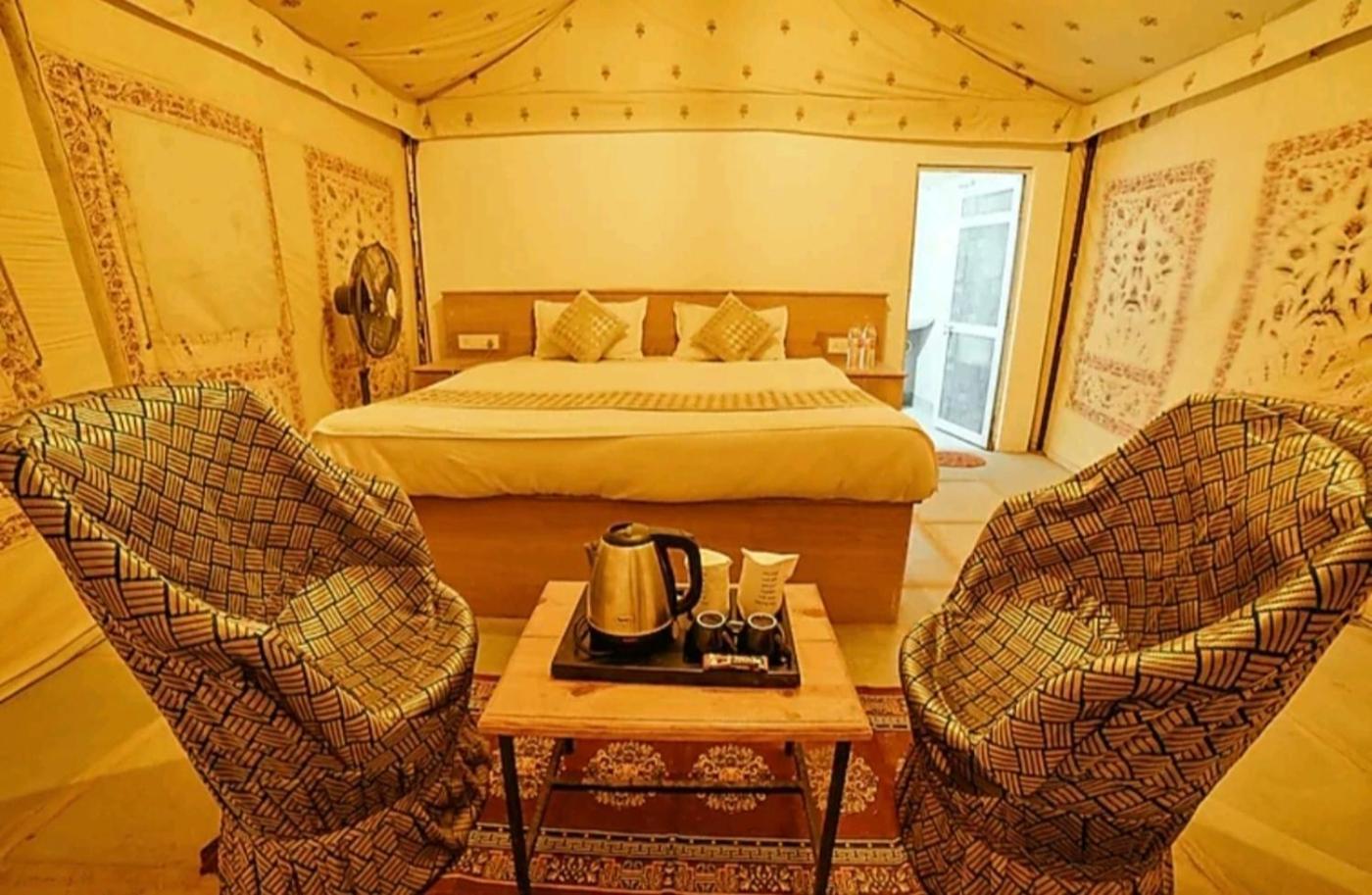 The Saffron Desert Camp Джайсалмер Екстериор снимка